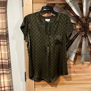 Liz Claiborne green patterned blouse size L
